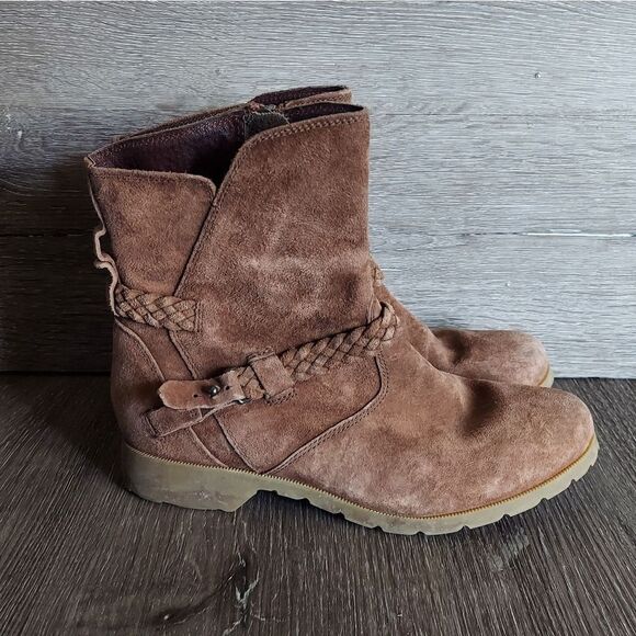 Teva Women's De La Vina Low Suede Boot Size 8 - Picture 1 of 9